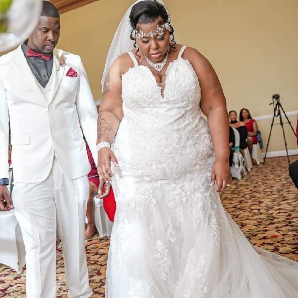 Wedding dress